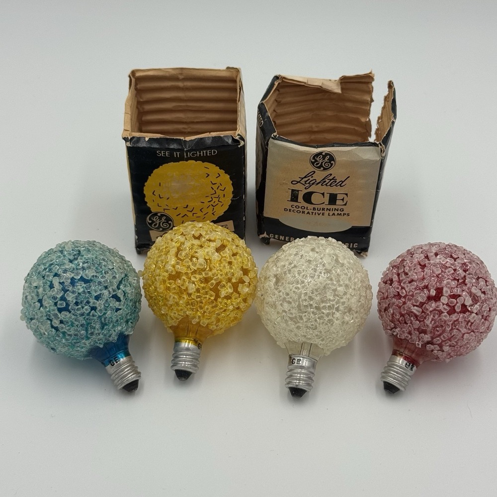 Vintage Lot (4) GE‎ Christmas Lighted Ice Frosted  Light Bulbs - All Work!